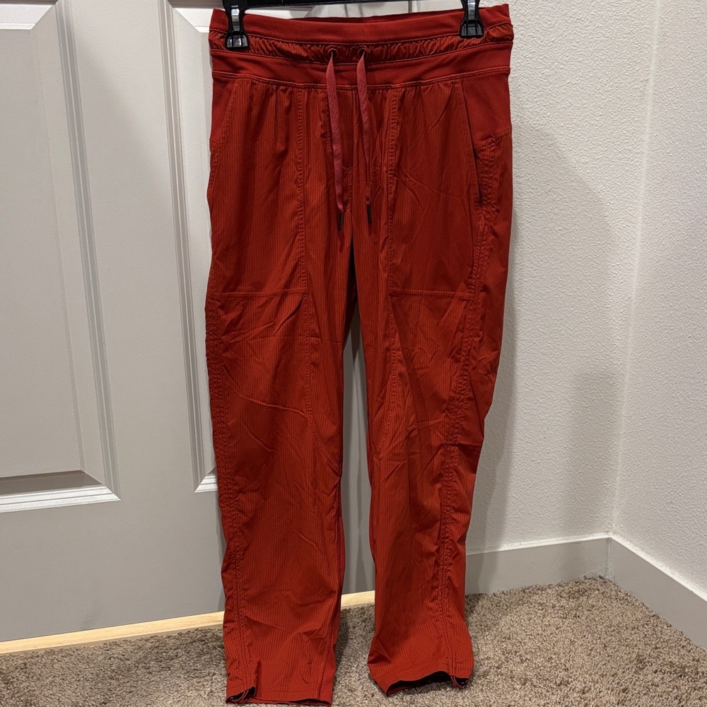 Like new!!!!! LULULEMON!!!